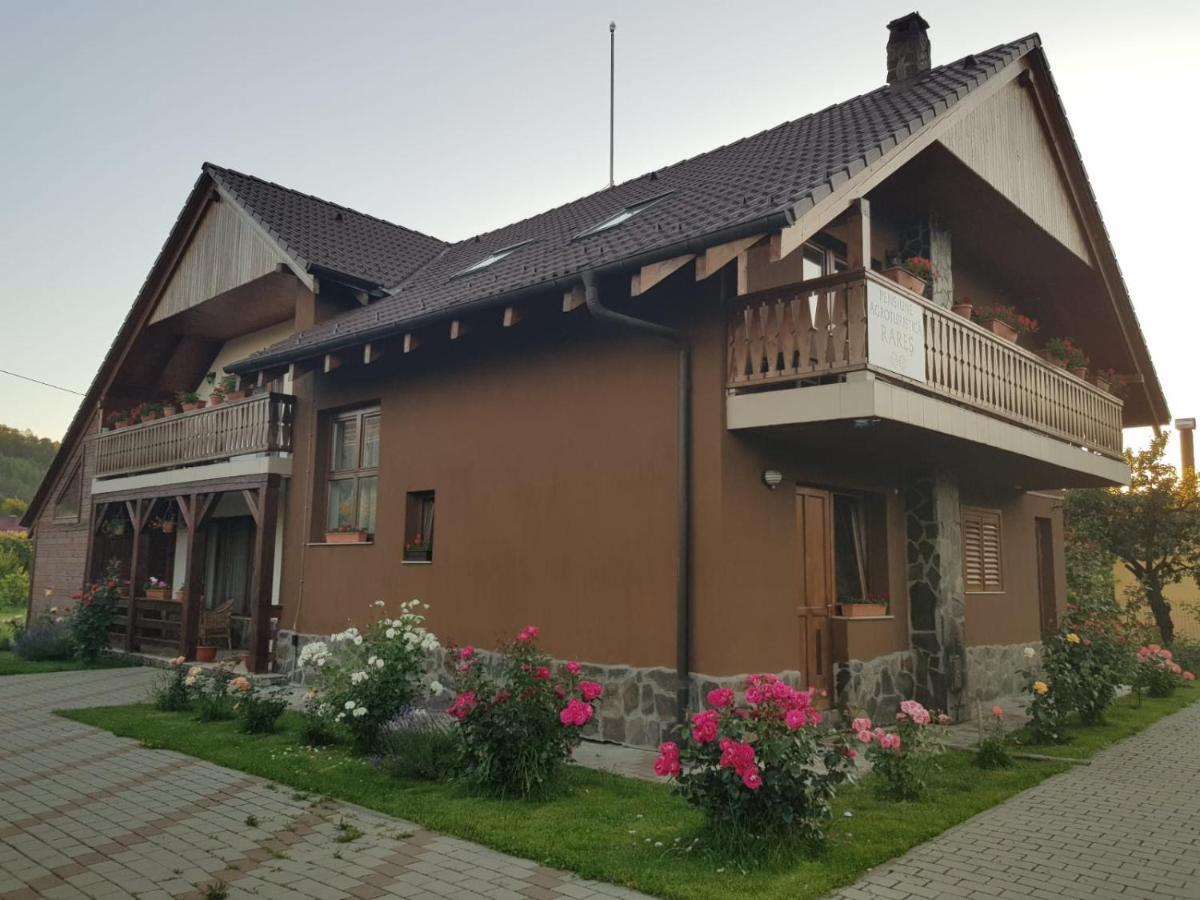 Pensiunea Rares Bistrita Bargaului Екстер'єр фото