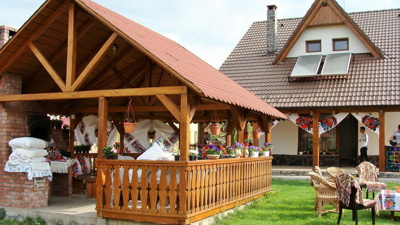Pensiunea Rares Bistrita Bargaului Екстер'єр фото